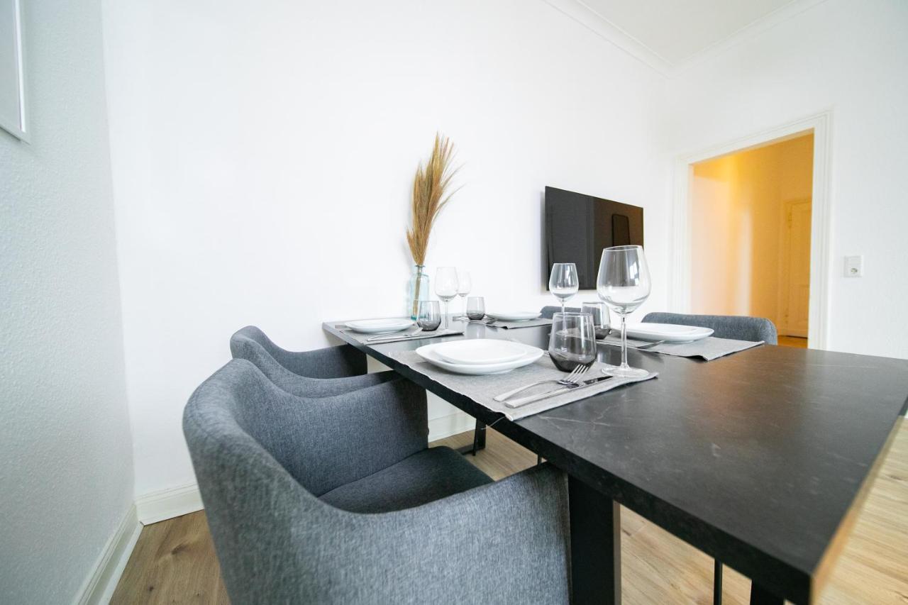 Favorite Stays - Suite And More - Kitchen 诺伊斯 外观 照片