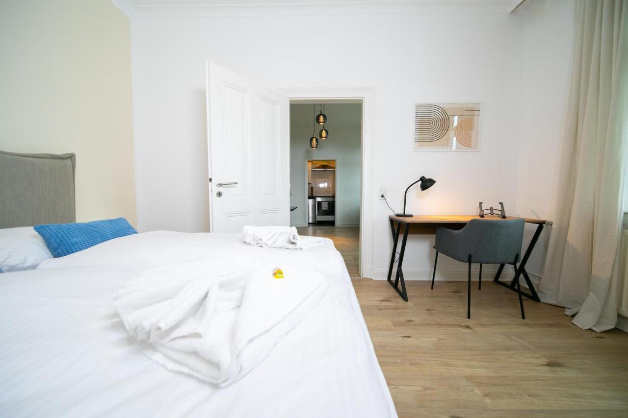 Favorite Stays - Suite And More - Kitchen 诺伊斯 外观 照片
