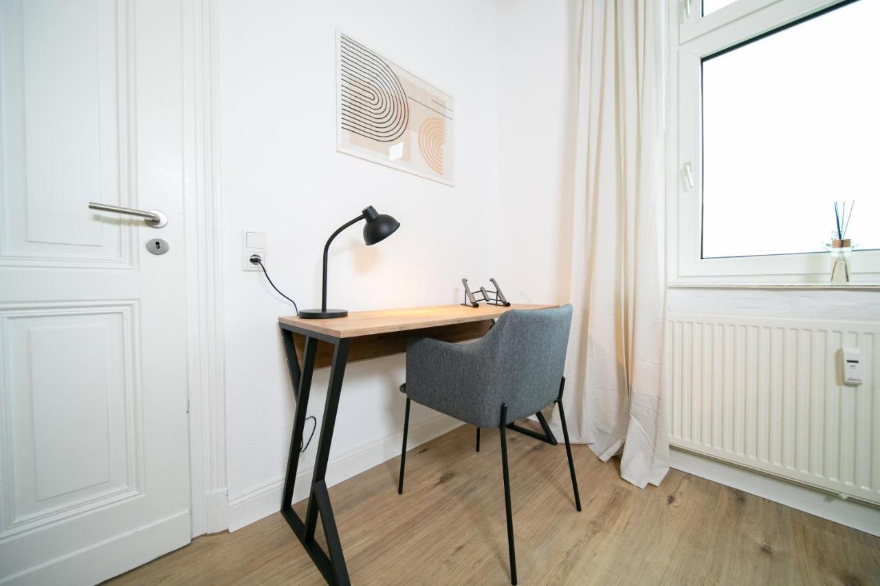 Favorite Stays - Suite And More - Kitchen 诺伊斯 外观 照片
