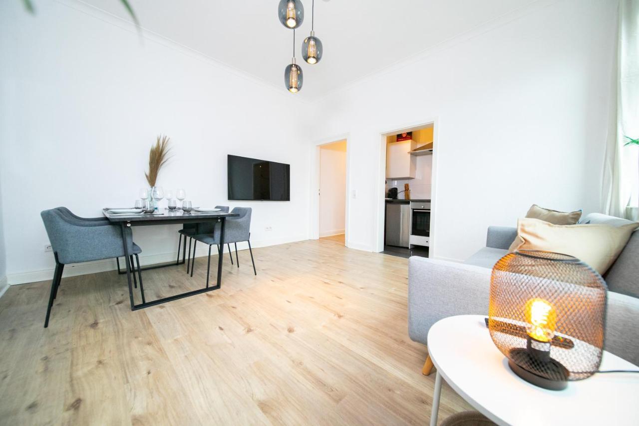 Favorite Stays - Suite And More - Kitchen 诺伊斯 外观 照片